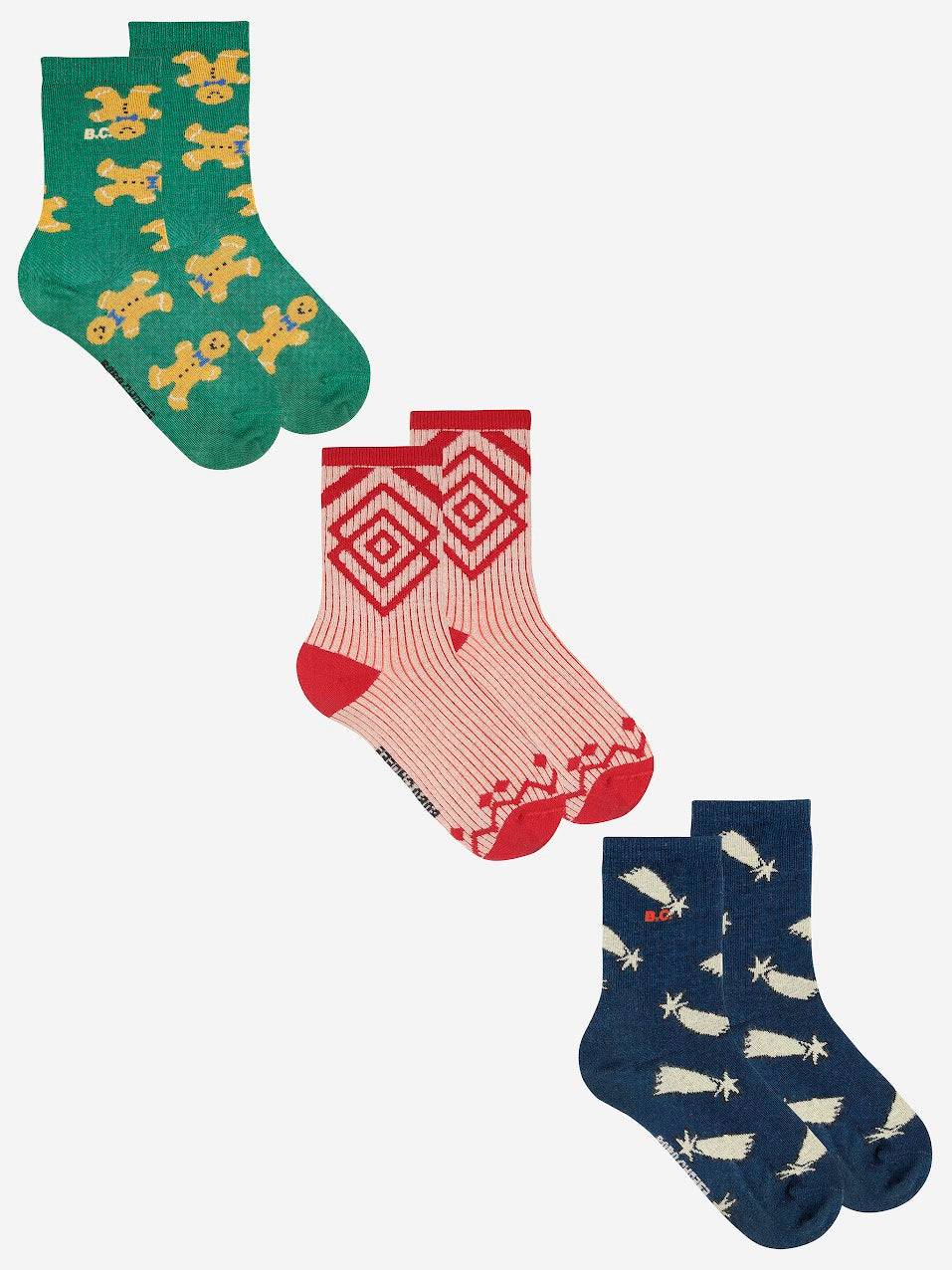 Bunte Socken aus dem Fun Collection Bobo Choses gift set 3 pack – socks mit verspielten Mustern für Mädchen und Frauen, ideal für Herbst/Winter 2024.