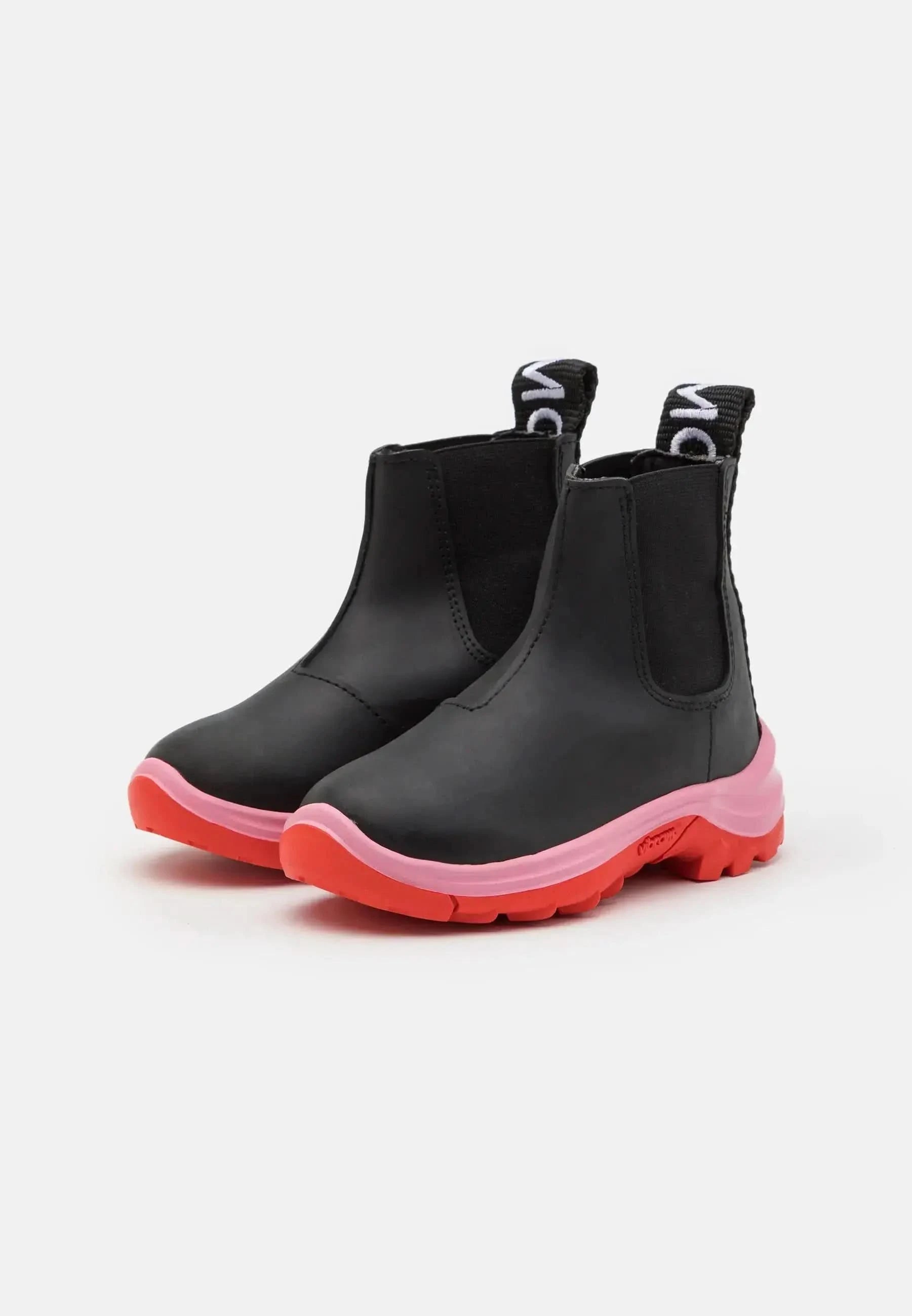 Junge Schuhe Junge Schuhe
